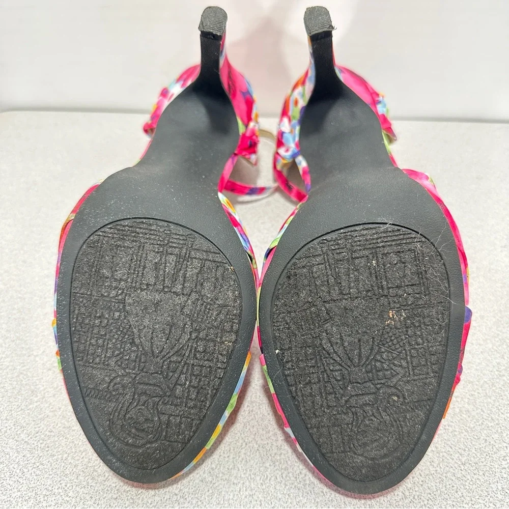 EUC Floral ‘K9 by Rocketdog’‎ Heels